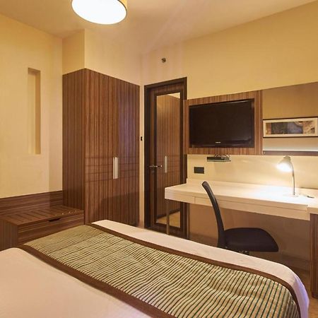 Residency Sarovar Portico Mumbai  Buitenkant foto
