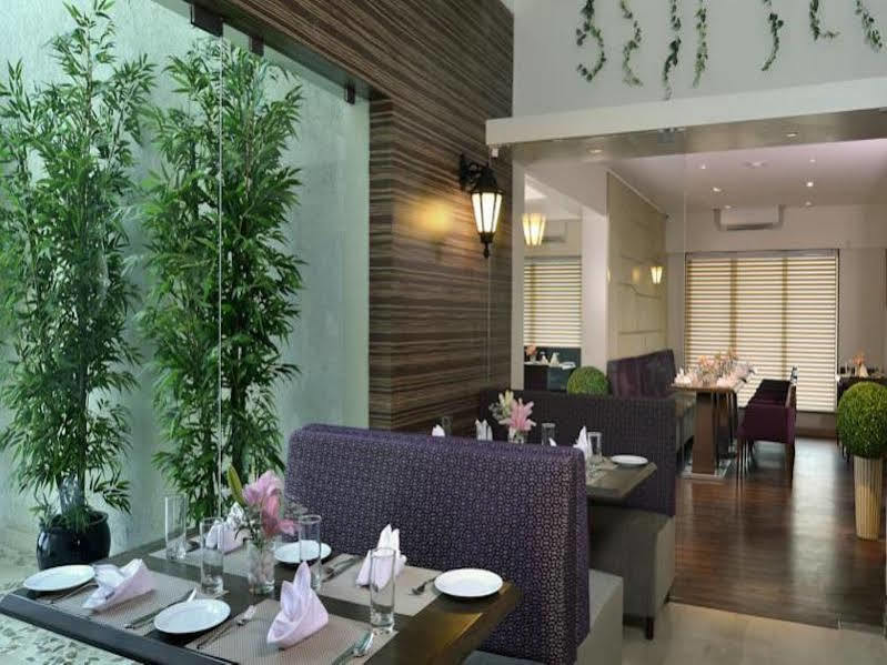 Residency Sarovar Portico Mumbai  Buitenkant foto